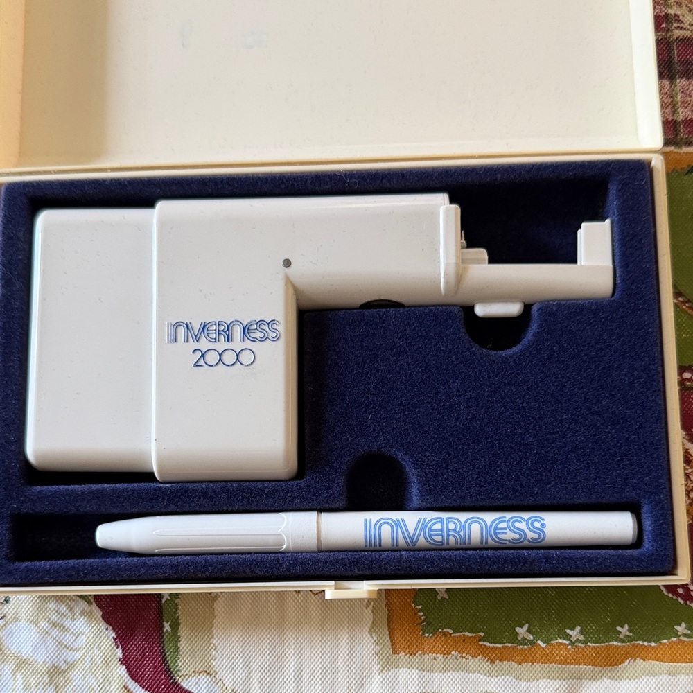 2000 White Ear Piercing Kit